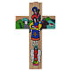 Kreuz mit heiliger Familie aus emaillierten Holz. s1
