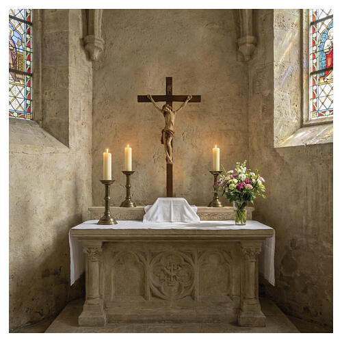 Crucifixo madeira de nogueira Cristo pintado 2