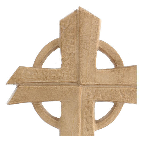 Bethléem cross in light patinated maple wood 2