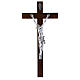 Crucifijo moderno cuerpo plateado sobre cruz de madera de nogal 47 cm s1