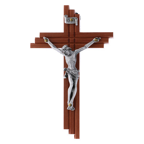 Crucifix moderne en bois de poirier cannelé 12 cm avec corps métallique 3