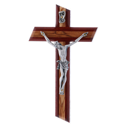 Crucifix moderne padouk et bois d'olivier avec corps argenté 16 cm 1