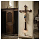 Crucifix St Damien croix baroque brunie bois Val Gardena peint s2