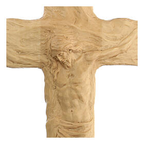 Kruzifix aus handgeschnitztem Lenga-Holz von Mato Grosso, 35 x 25 x 5 cm