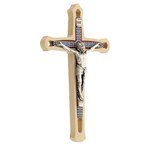 Cut-out wood crucifix with decorated inserts and metallic body of Christ 20 cm 2
