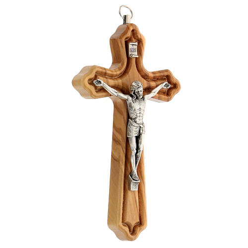 Geformtes Kruzifix aus Olivenbaumholz mit Christuskőrper aus Metall, 15 cm 2