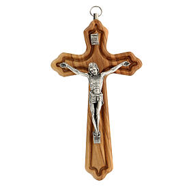 Crucifixo contorno cavado madeira oliveira com corpo metálico 15 cm