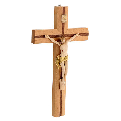 Crucifix bois noyer et poirier Christ résine 42 cm 3