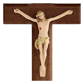 Kruzifix aus Eschenholz mit Christuskőrper aus handbemaltem Harz, 13 cm