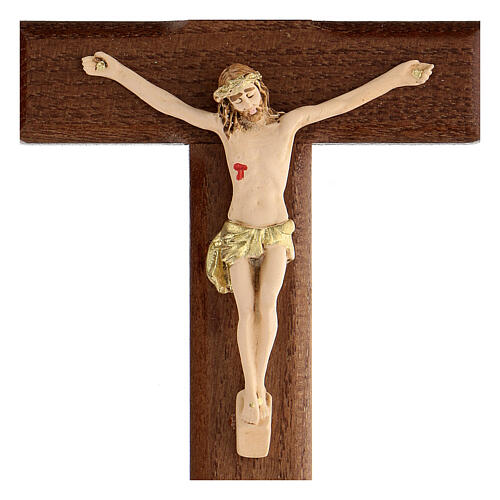 Kruzifix aus Eschenholz mit Christuskőrper aus handbemaltem Harz, 13 cm 2