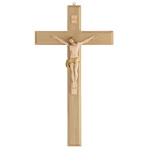 50 cm großes Kruzifix aus gebeiztem Nussbaumholz mit Christuskőrper aus handbemaltem Harz 1