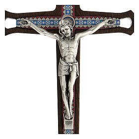 Crucifix décorations colorées Christ métal bois foncé extrémités ajourées 20 cm