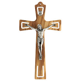 Kruzifix aus gelochtem Holz mit versilbertem Christuskőrper, 26 cm