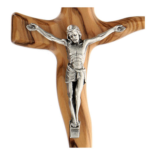 Geformtes Kruzifix aus Olivenbaumholz mit Christuskőrper aus Metall, 16 cm 2