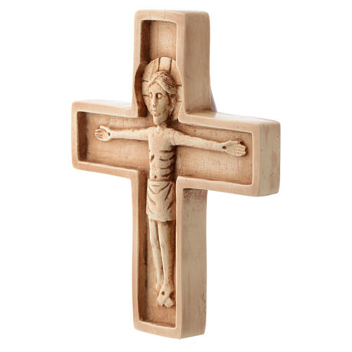 Krzyż z kamienia koloru kości słoniowej Zakon Bethleem 2