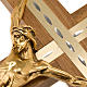 Crucifix bois clair de noix et alluminium corps métal dor s4