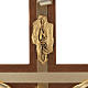 Crucifixo madeira nogueira metal dourado parte embutida alumínio s5