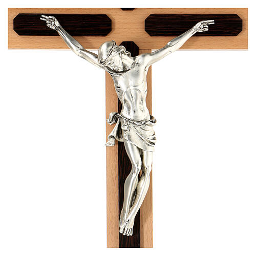 Crucifijo de madera de wengé y fagus, cruz en metal plateado 4
