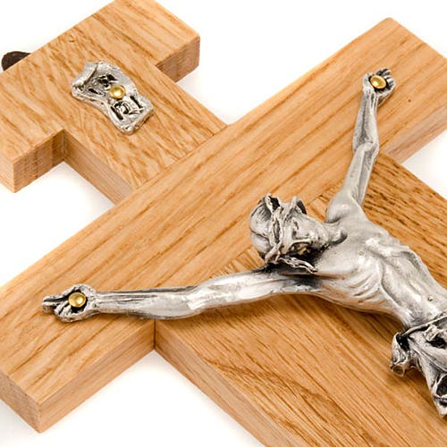 Crucifijo de madera de roble, cuerpo en plateado 23 cm 3