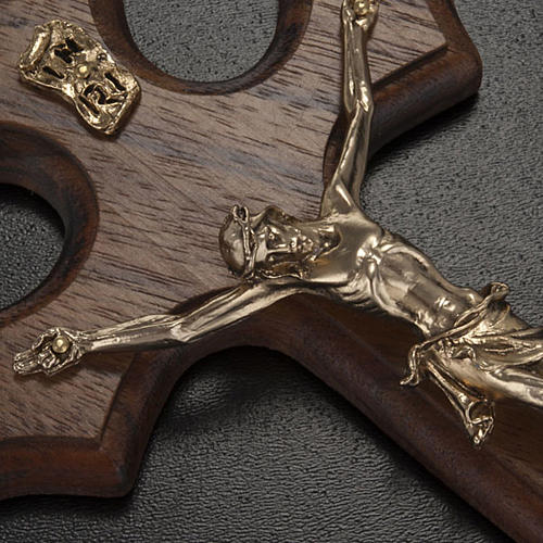 Crucifix bois de noix, trois pointes, corps métal dor&eac 2