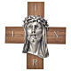 Cruz de madera nogal rostro de Jesús en metal s3