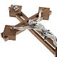 Crucifixo estilizado quadrados madeira nogueira corpo prateado s4