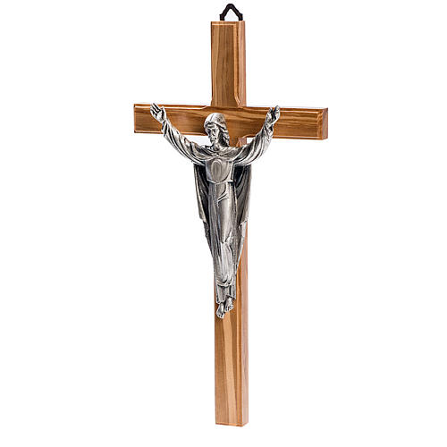 Cruz estilizada de caoba, cuerpo de Jesús plateado 2