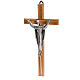 Cruz estilizada de caoba, cuerpo de Jesús plateado s2
