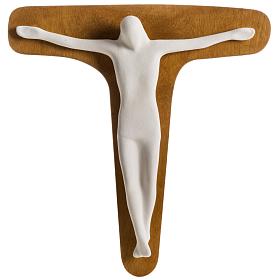 Crocifisso argilla bianca su croce legno 28 cm s2