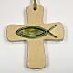 Kreuz aus Elfenbeinkeramik mit grünem Fisch. s1