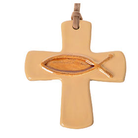 Croix avec poisson en céramique ivoire marron
