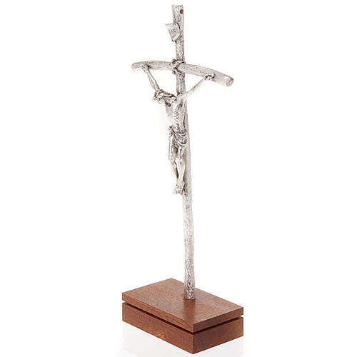 Kruzifix Pastoralkreuz Johannes Pul II mit Basis 4