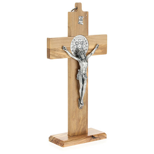 Crucifix St. Benoît bois d'olivier pour table ou mur 4