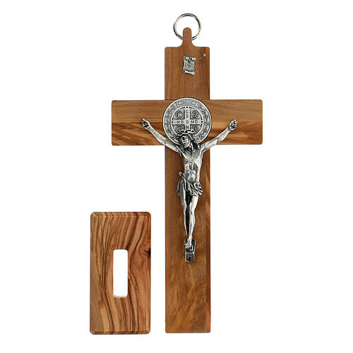 Crucifix St. Benoît bois d'olivier pour table ou mur 7