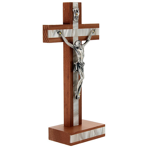 Croix de table en bois de noix décor simili nacre 3