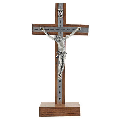 Tisch Kruzifix aus Holz, versilberten Metall und Stahl. 1