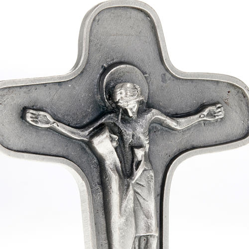 Tischkreuz mit Christus und Maria mit Kelch aus Metall. 2