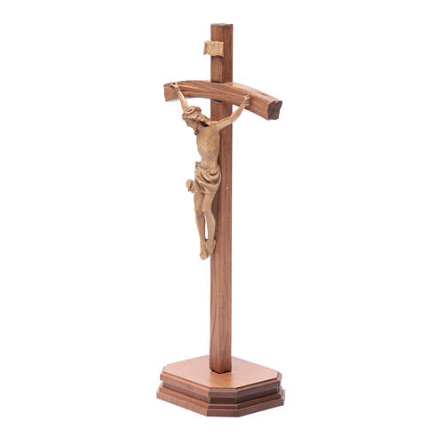 Sculpted crucifix with base in patinated Valgardena wood 2