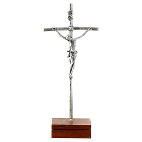 Altar crucifix in metal with base in wood 23.5cm