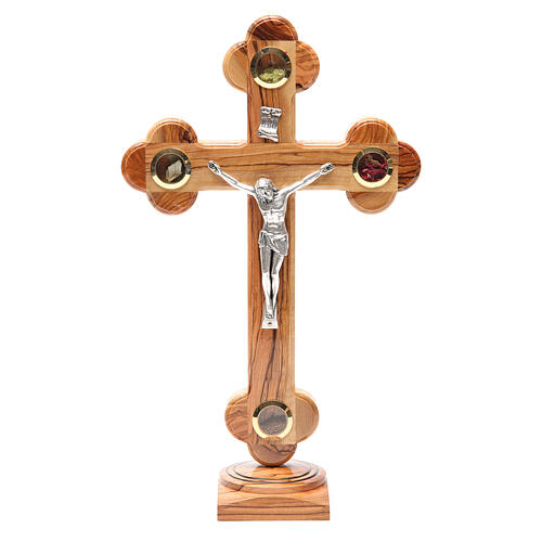 Crucifixo de mesa em trevo oliveira Terra Santa terra e sementes 31 cm 1