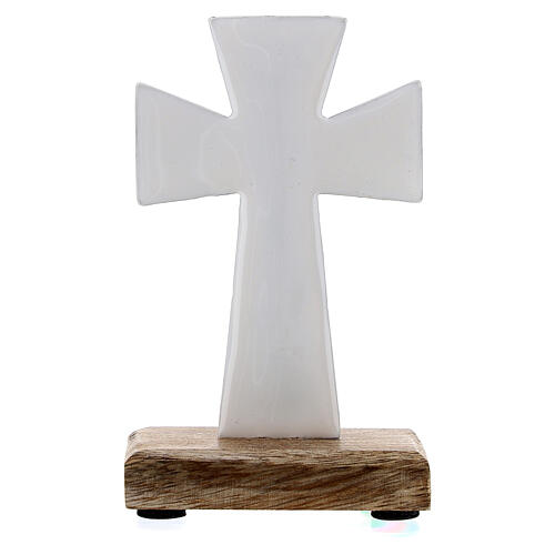 Tischkreuz aus weiß emailliertem Eisen mit Holzsockel, 10 cm 3
