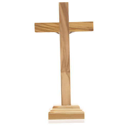 Kruzifix aus Olivenbaumholz mit Christuskőrper aus Metall und Sockel, 16 cm 4
