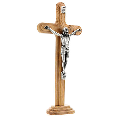 Tischkruzifix aus Olivenbaumholz mit Christuskőrper aus Metall, 26 cm 3