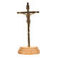 Crucifijo mesa dorado base madera 9,5 cm s4