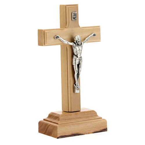 Tischkruzifix aus Olivenbaumholz mit Christuskőrper aus Metall, 12 cm 3