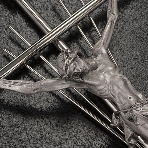 Crucifixo metal prateado com raios 2