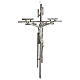 Crucifixo em metal prateado de parede h 65 cm s5