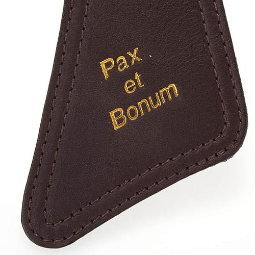 Tau cross in brown leather, Pax et Bonum 2