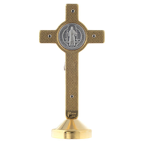 Croce metallo san Benedetto tavolo blu 2