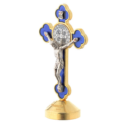 Croix de St. Benoît style gothique en métal bleue table 2